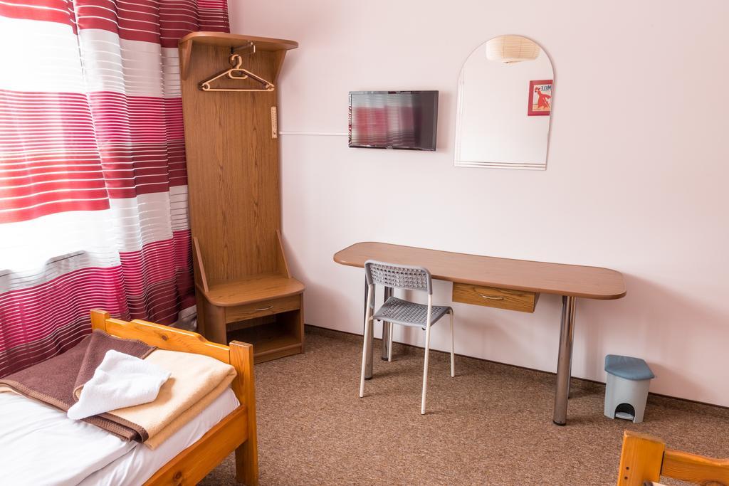 Hotel Astra Bartoszyce Bagian luar foto